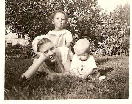 Aunt Izzy Gary and Carol Ann.