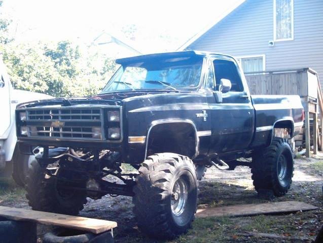 this truck i started on was just a goof off playing around with a bunch of parts and tires so i just started building