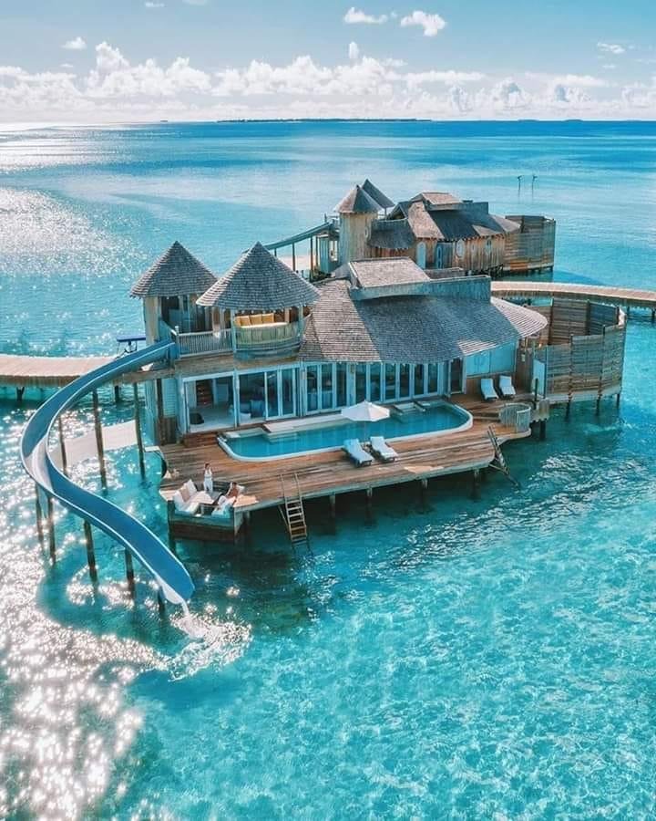 Here's where I wanna be quarantined lol