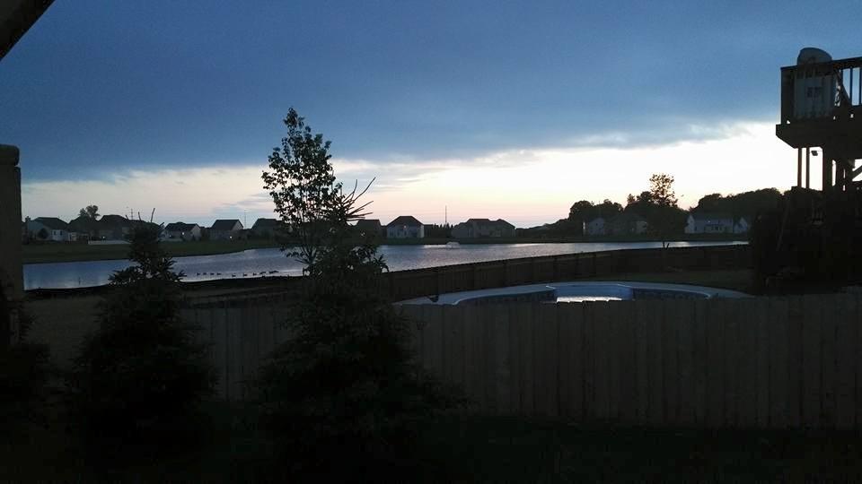 It's not Florida, but I'll take an Ohio spring evening any day. 9:10 and the sun is still up.