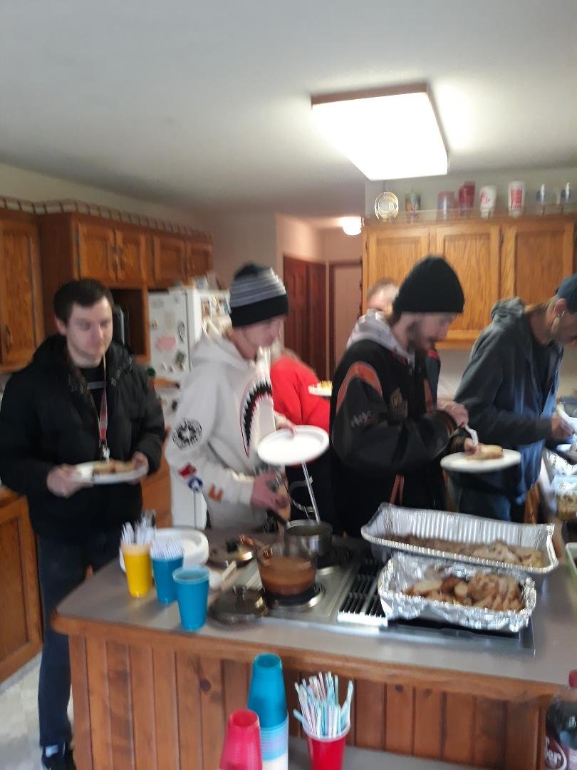 And the feed line begins! Happy Thanksgiving everyone!