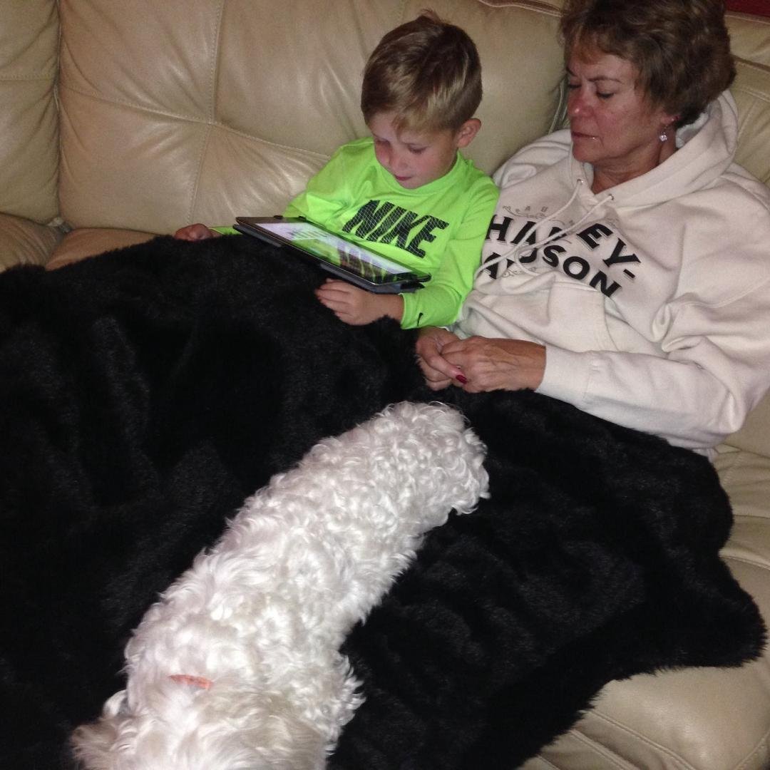 Melodee and Van relaxing after a great, but very busy Labor Day weekend...Baxter is especially beat!