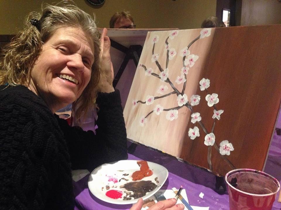 Linda getting her art on....