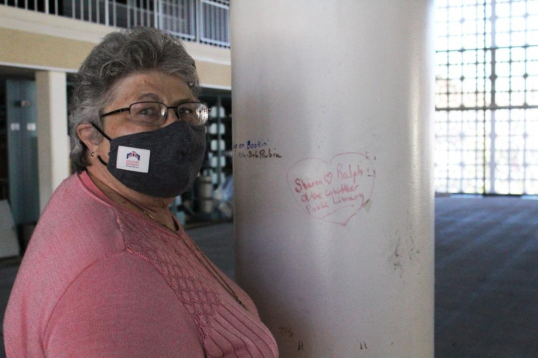 How do I support the Whittier Public Library?  ,,,,  By adding my own graffiti to their pillars!