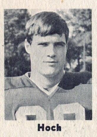 Linebacker Bill Hoch...