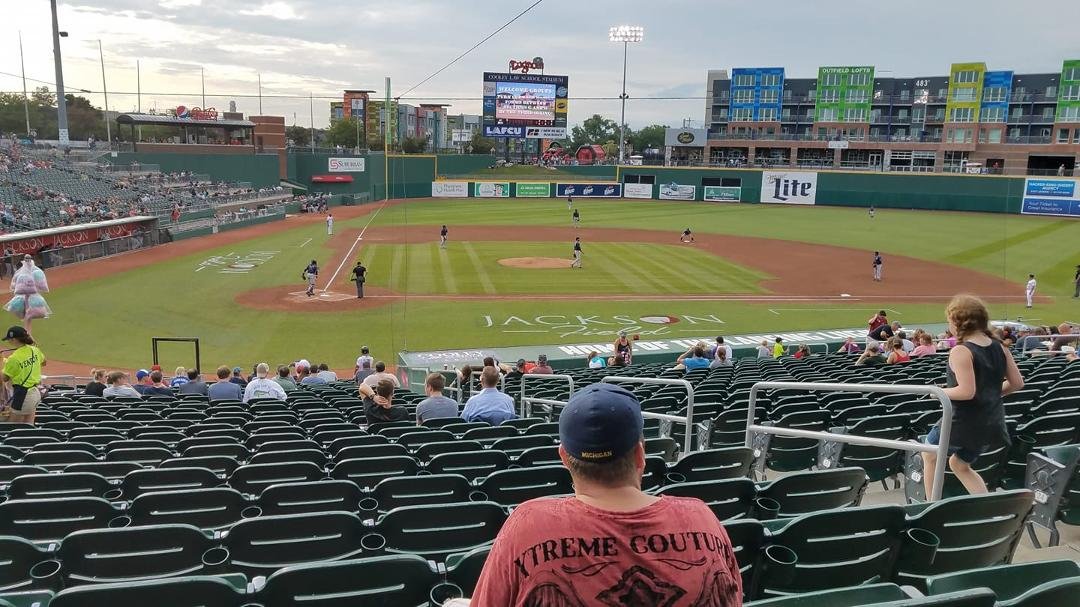 Nice nite for a ballgame