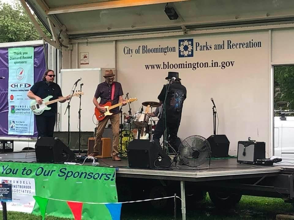 Blues at Bryan Park going now. Lots of room. Wear a mask and come join in.