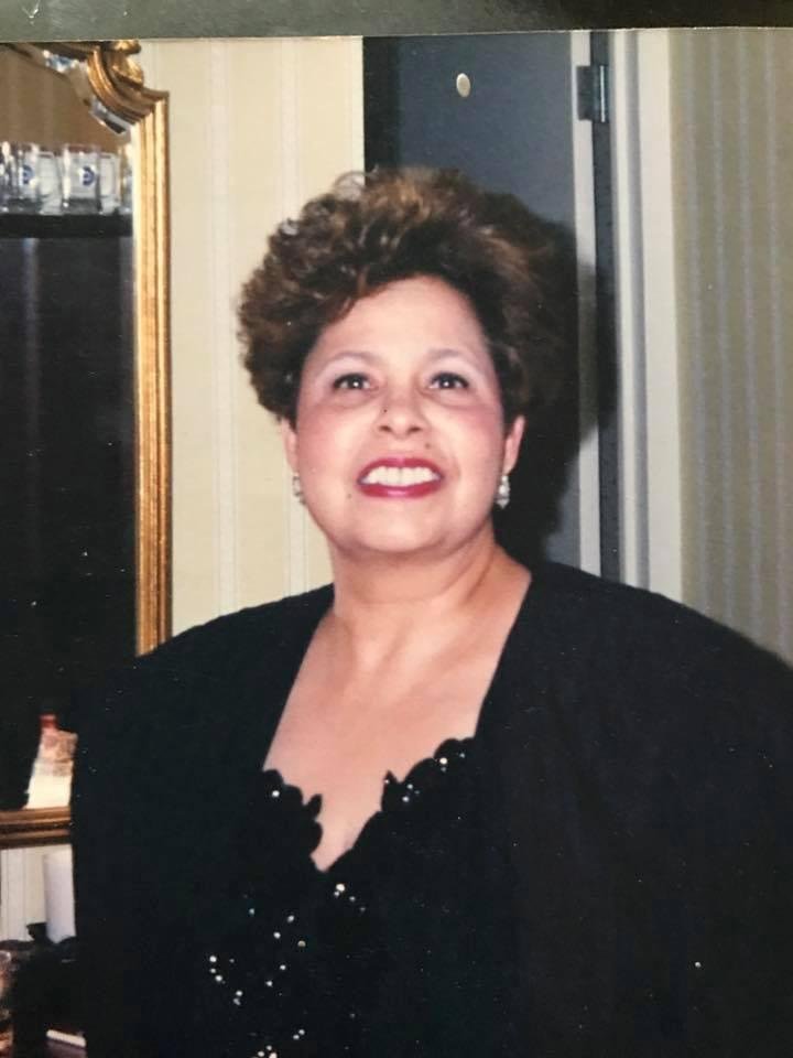 Happy birthday to my beautiful sister Johnetta, aka Fairy!! Love you to the moon and back!