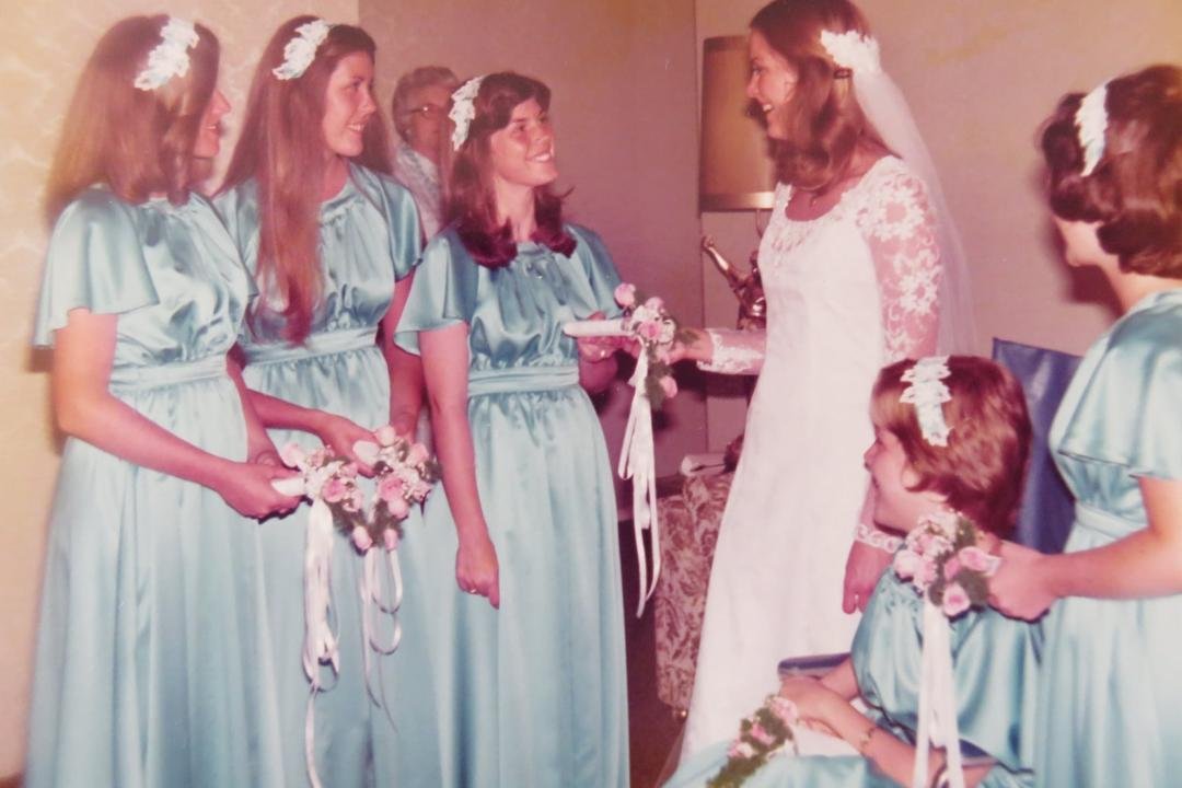 THE FEW, THE POWERFUL: sis June, Kim Thomas, gma Eva Hansen, Debbie Hansen sis-in-law, bride, sis Martha, Sandy Seely
