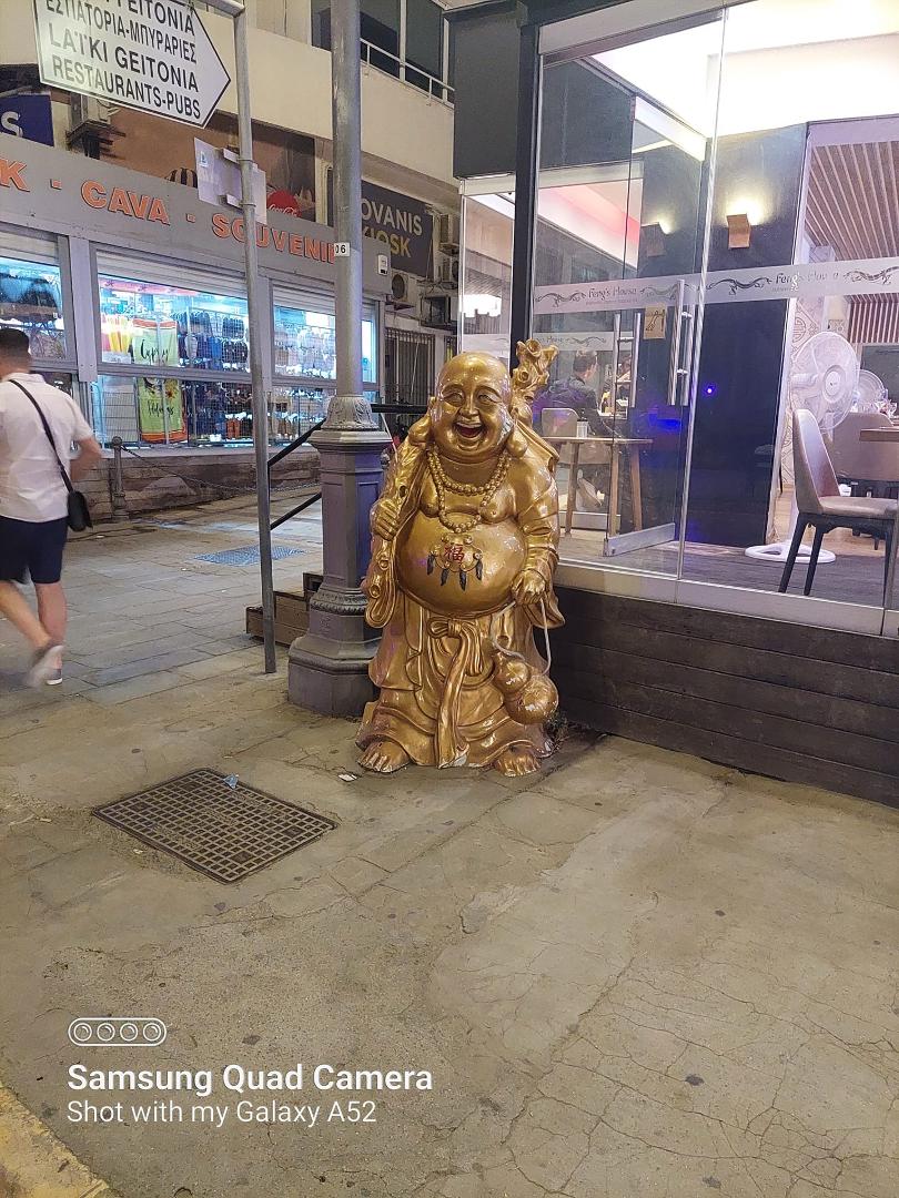 Yoyo still here door man with the Chinese restaurant 🤣🤣