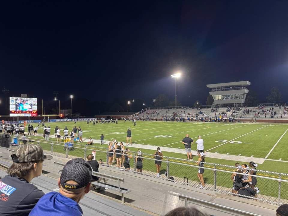 York and Dreher playing football and Hope Cheer !! A little family time