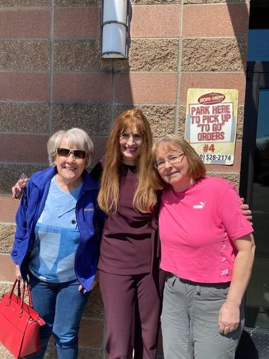 Earlene and some of her Christian lady friends relaxing at lunch