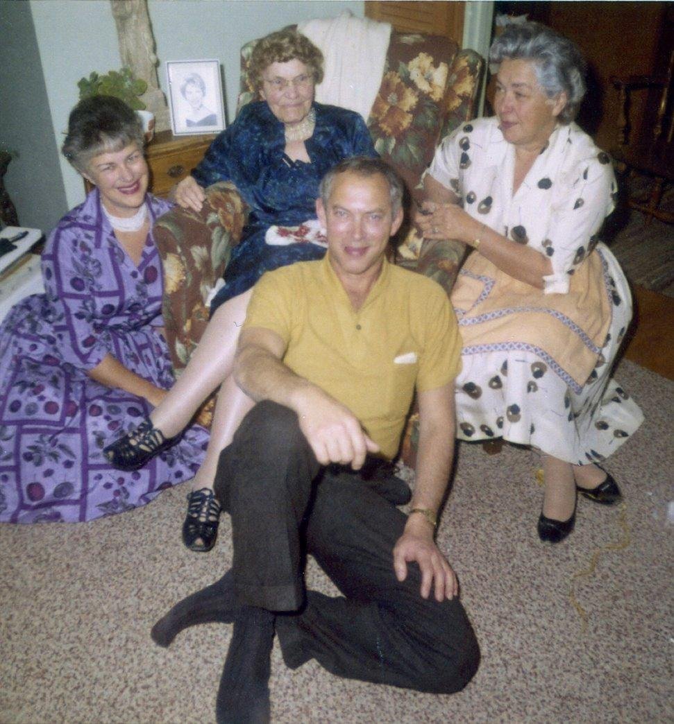Orinda 1960, Nana, and her kids, Bill , Jeanette and Gerry.