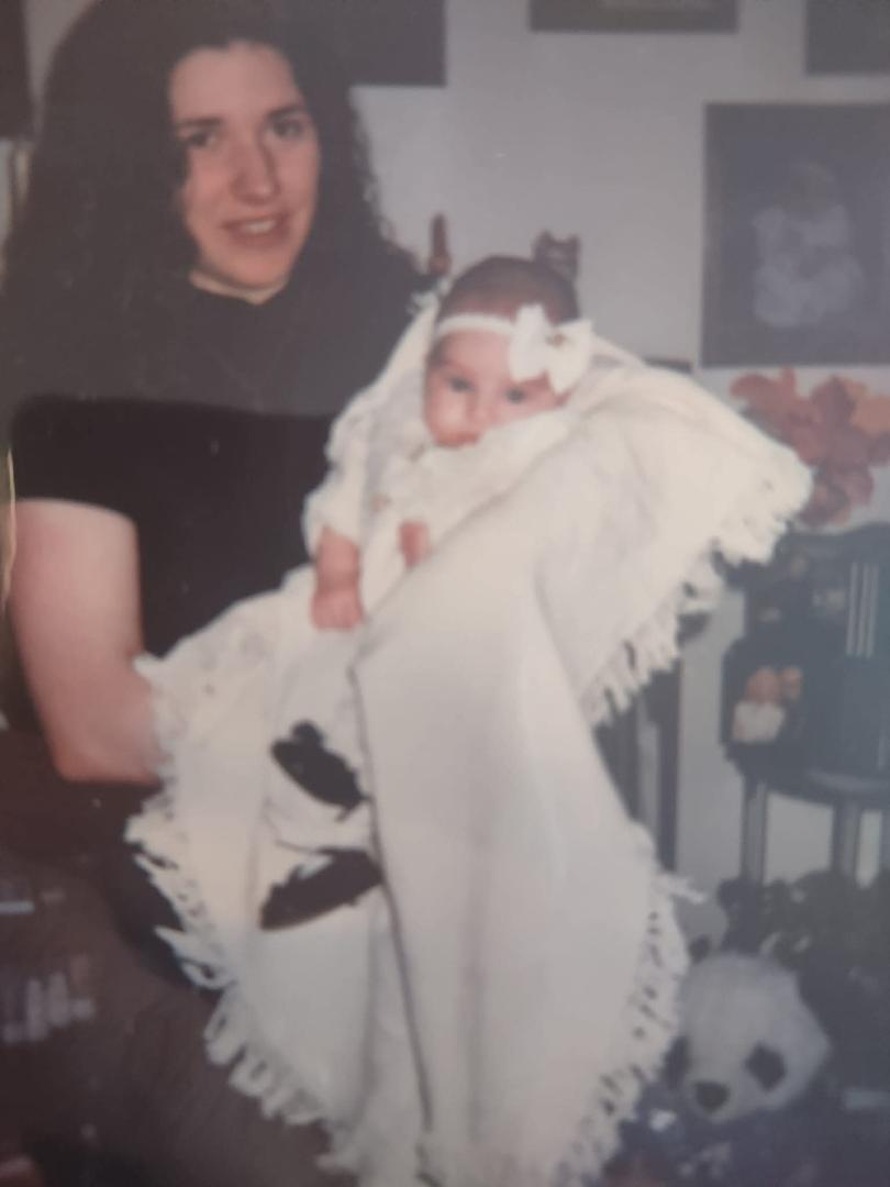 Lori Adams' album, Mobile uploads