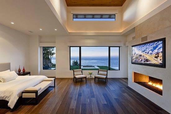 Ocean view + fireplace = Bedroom Bliss!
#homes #bedroombliss