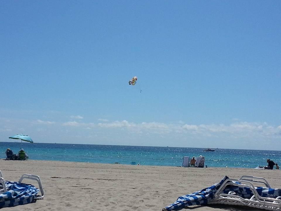 This guy is REALLY hanging lose at the beach.
