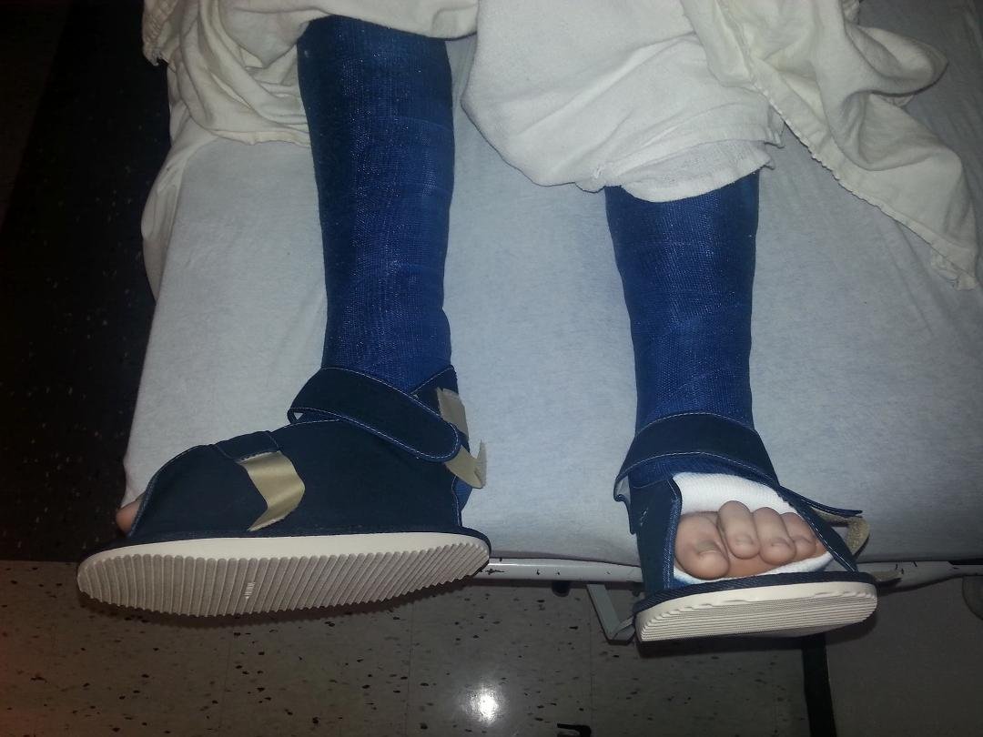 Her Blue cast