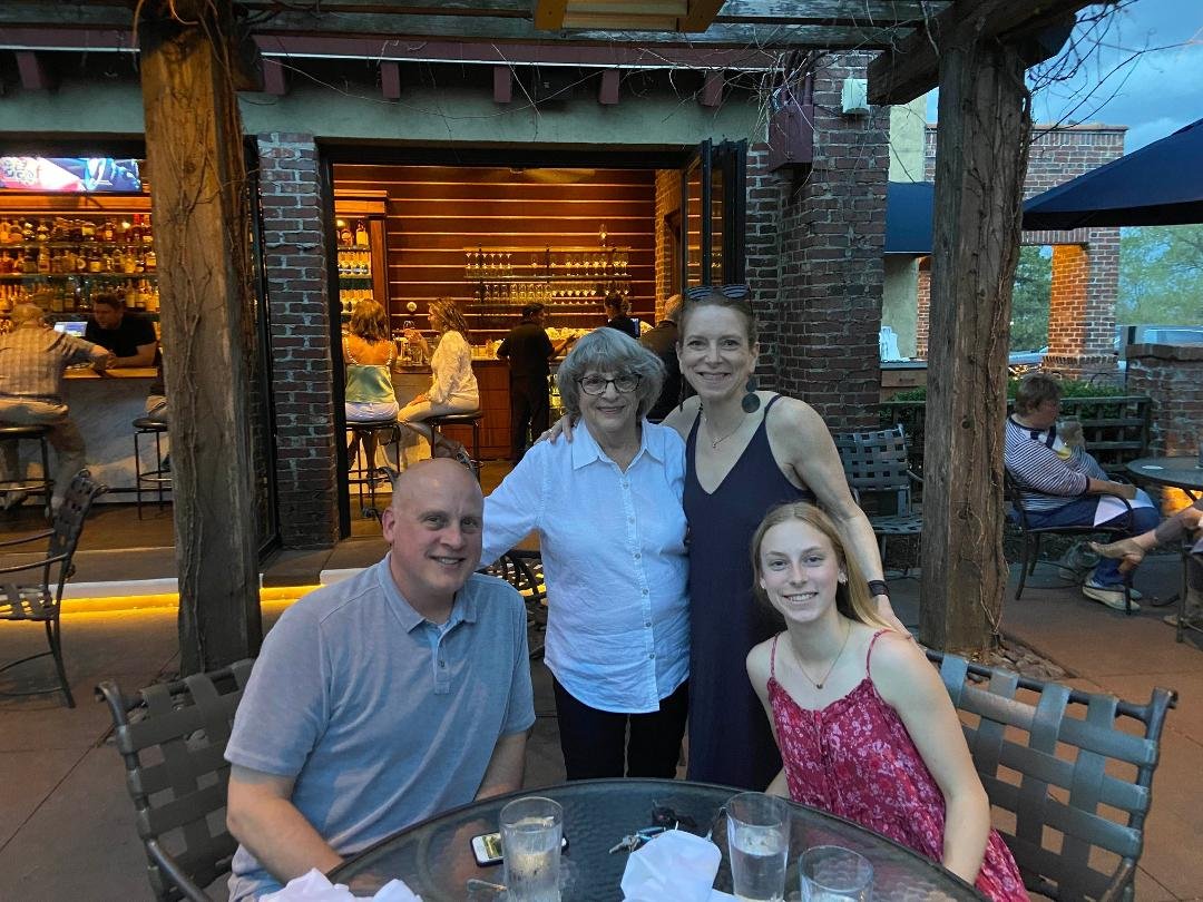Out to dinner with my son, granddaughter and daughter in law for Mothers Day 💗
Great time tell storm rolled in ❣️