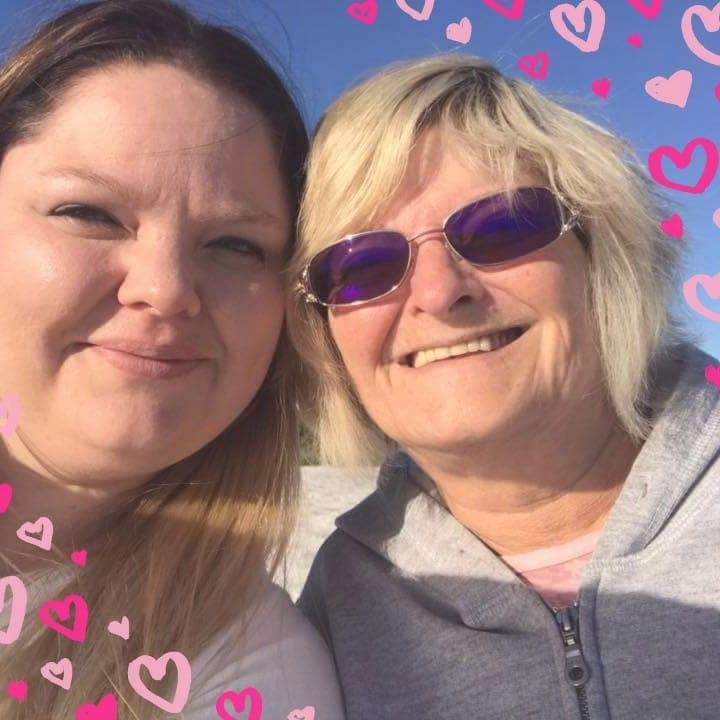 I love and miss you Mandy!😗💜💜💜💙