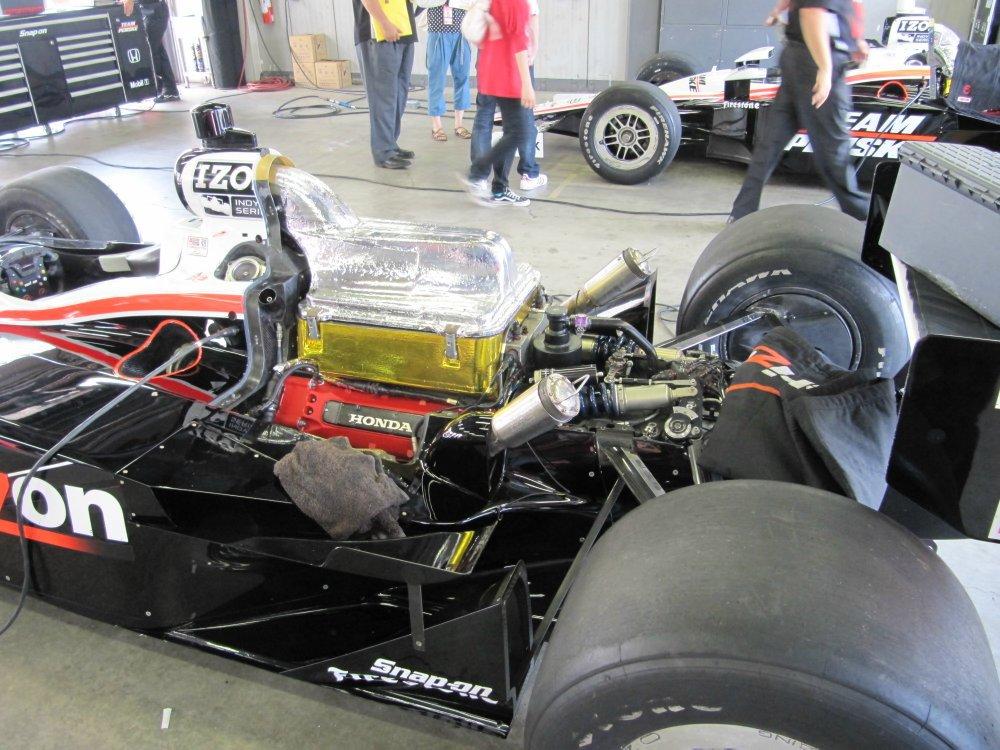 The Honda engine in Ryan's car.