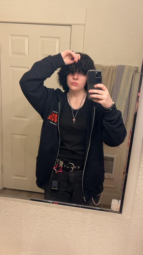 Paightynn Foreman's album, Mobile uploads