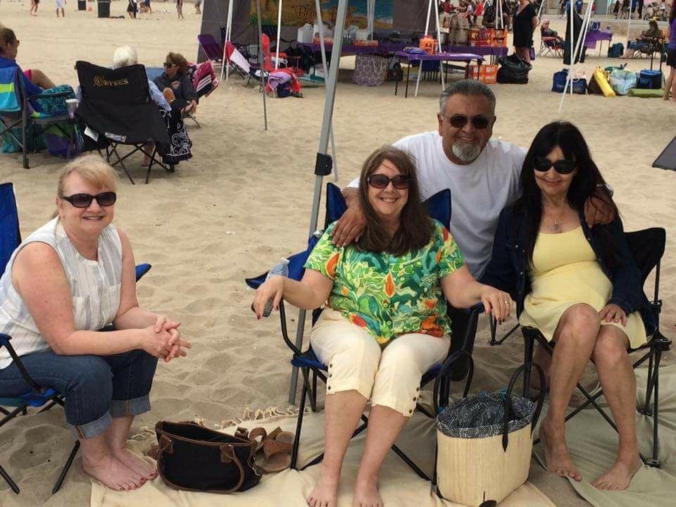 Last year's beach bash, what a great great day
....