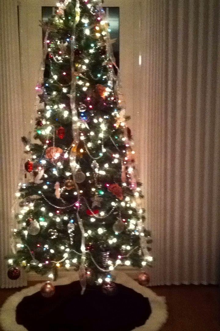 Ok so I have too much time on my hands, have to be the first on the street! Merry Early Xmas My Friends!