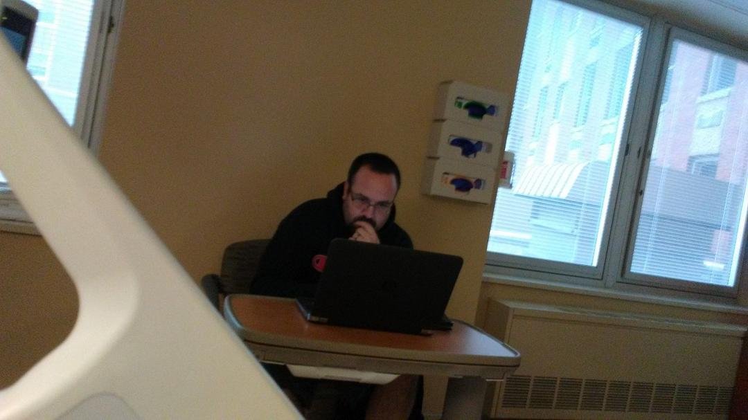 Mark is working in my hospital room . lol