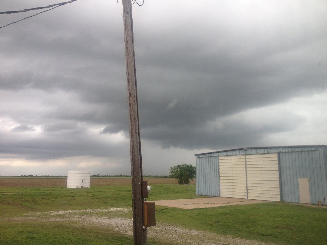 Really sounding nasty out doing a lot of rumbling