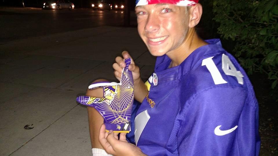 I don't know how he does it but David got Kyle Rudolph's glove after the game