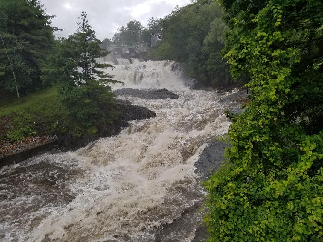 Wow just stopped in Bradford VT on rte 5 south to look at the Waits River as it heads to the CT River