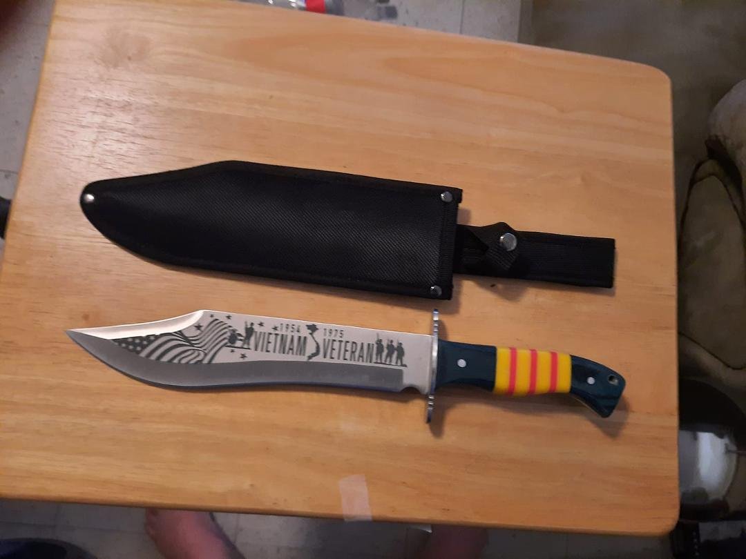 Jimmie Carl Edwards call me ! I am going to leave you this knife at Holly's on Wednesday No strings Atached! Thank you for your service and for your sacrifice! God Bless!