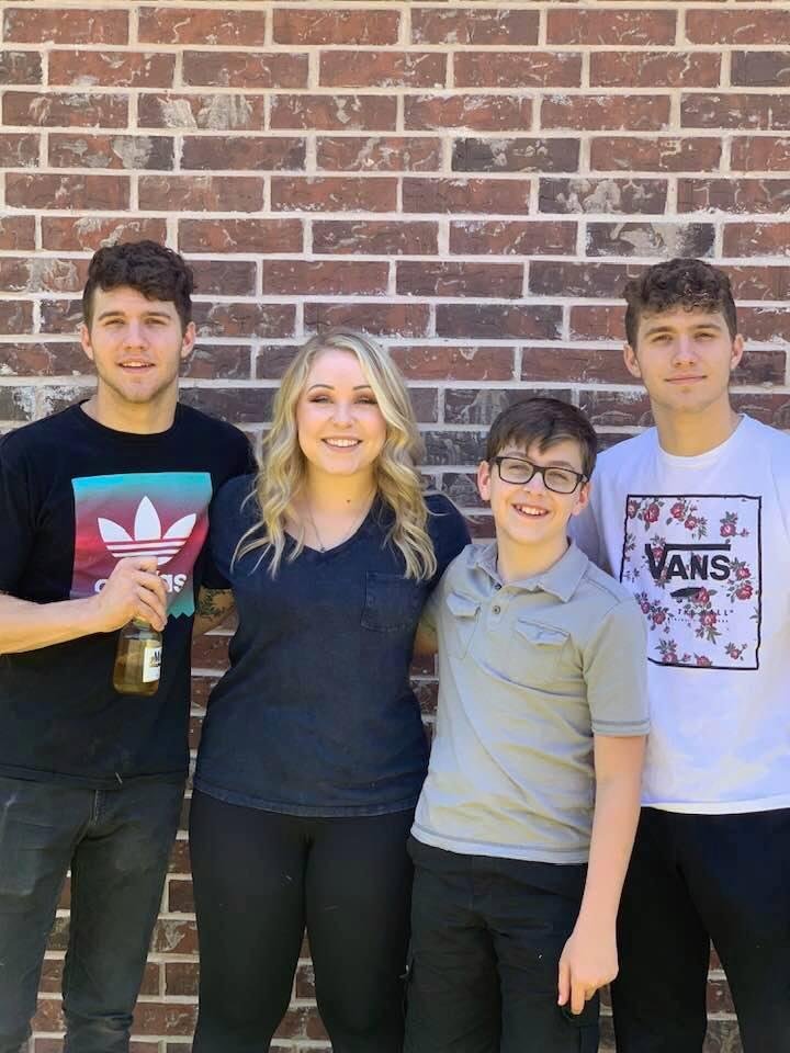 Look who stopped by to wish grandma Cindy Happy Mother’s Day. Kayla, Ryan, Jared, and Cole, along with Sara and Wes. Nice surprise for sure.