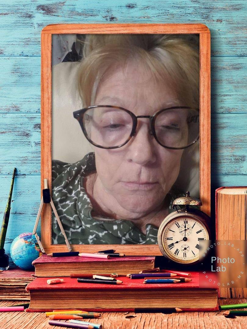 This is me looking intelligent is it working?