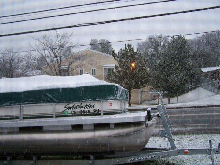 Pontoon sled