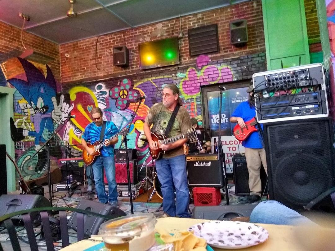 Great band. The Peach Truck. They put their heart into the music.