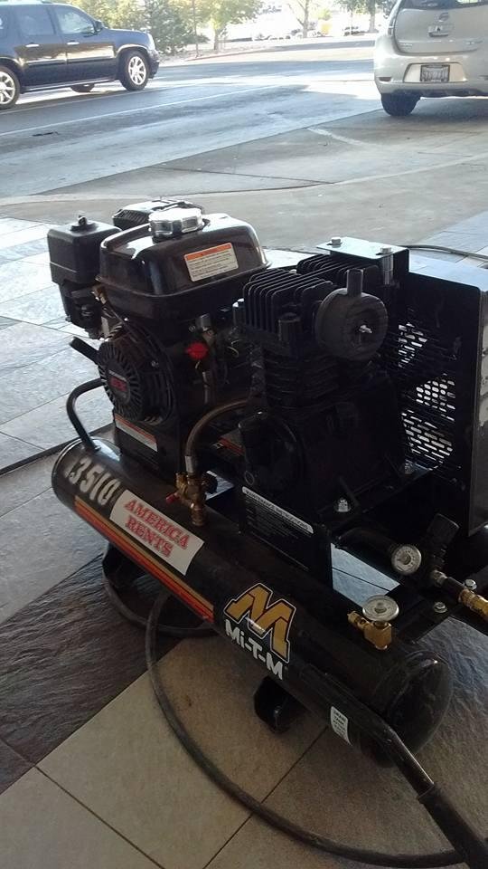 This is one of the compressors we use to blow the dirt off of the burning man people before they can enter the building.they love it... I met a lot of interesting people.
Great idea from the Grand Sierra😂