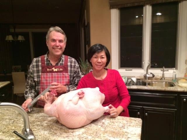 ralph with rosie jaw preparing 34 lb Thanksgiviing turkey