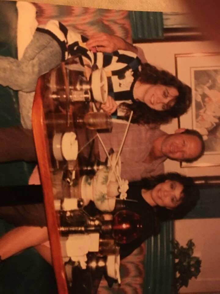 Mary, Dan, +1
