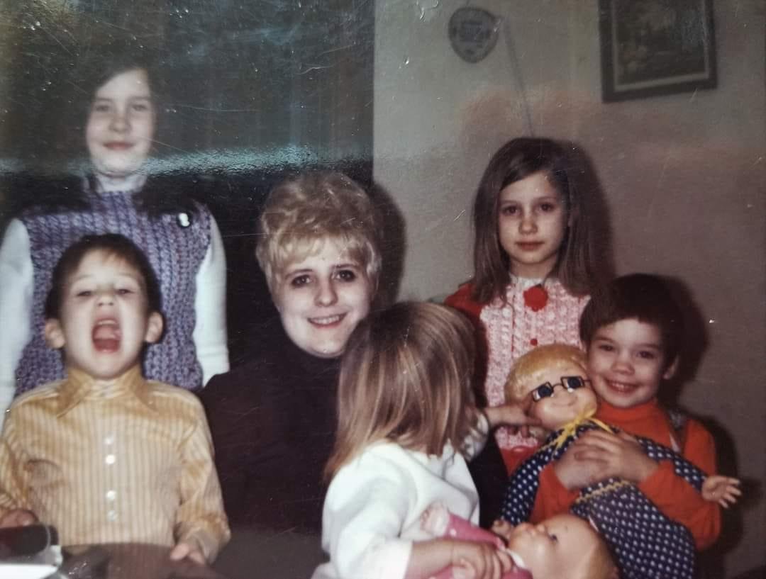Jo Johnson, I think I was about 10 in this lovely picture.😳