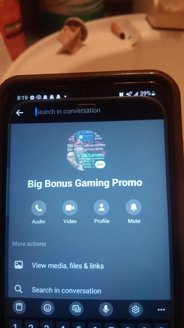 Don't give this person any money to gamble online casino this person will just take ur money he just took 10$ from me so watch put people to who ur giving ur money too.