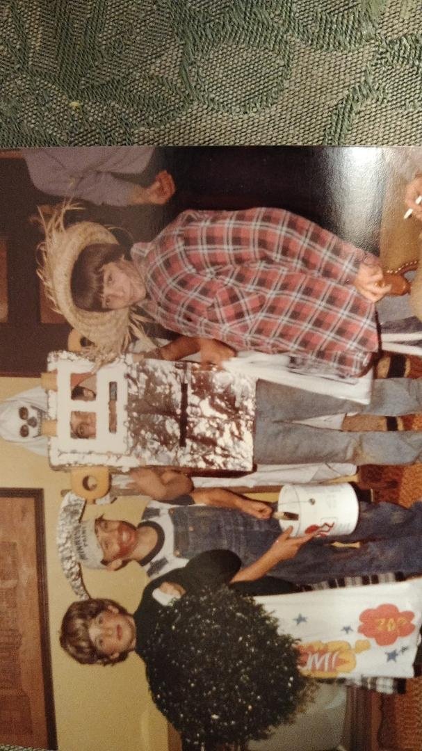 Halloween about 1977. Dave lake, farmer. John Reale, TV celebrity. Ricky Reale, painter. Todd Horn, pom pom girl.