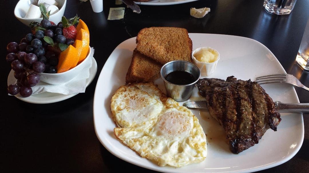 Breakfast with a good friend and good food. A great way to start the day.