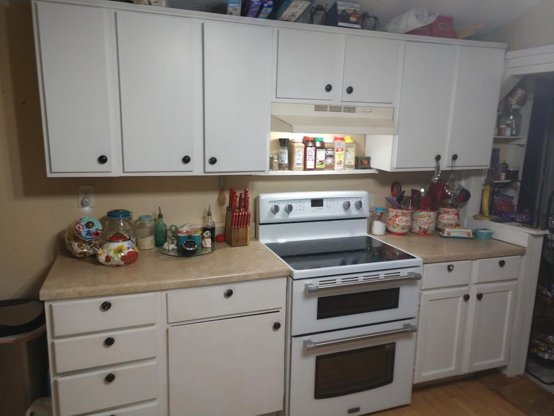I need to clean kitchen again so looks like this again.