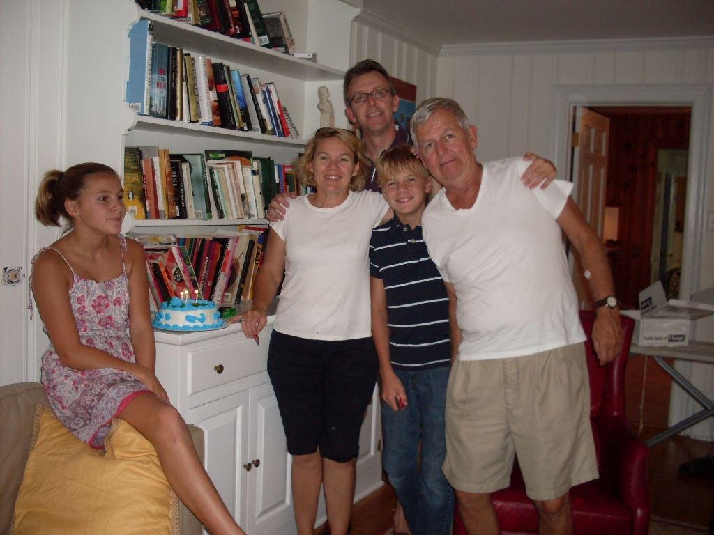 My beautiful family...so far away :~(
