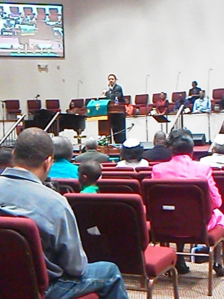 Rev. Phillip Nelson delivers a powerful word @ the Metropolitan CME Church... 11am service...
