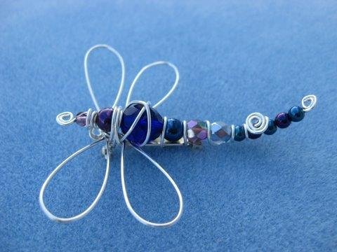 Just found out I won honourable mention for my dragonfly pin design. I entered it in a contest called "your design rocks" out of Spokane, Washington. Just remember, don't push and shove as you line up for my autograph!
