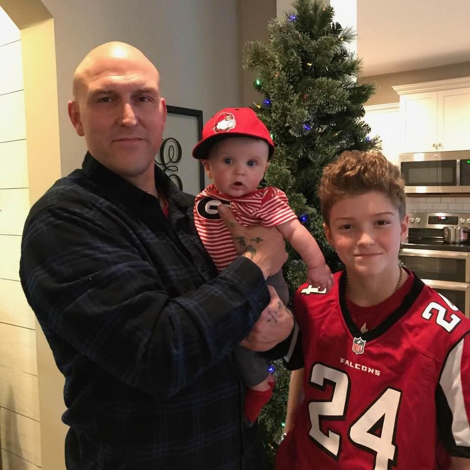 Lincoln is ready to go. Go Dogs!
