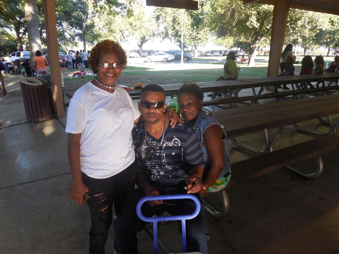 Cousin Josephine all the way from the big state of Texas with her handsome son Steven aka Doc Louie, and his beautiful wife#family