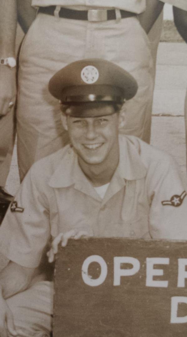 Thanks to all Veterans past and present who served our country and fought for the freedoms we live today! My husband and veteran, Air Force 1963-1967!